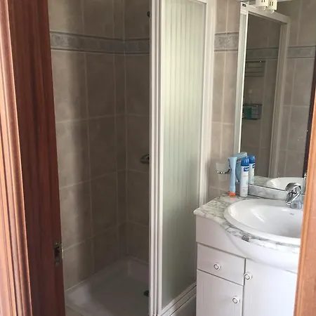 Villa 6 *